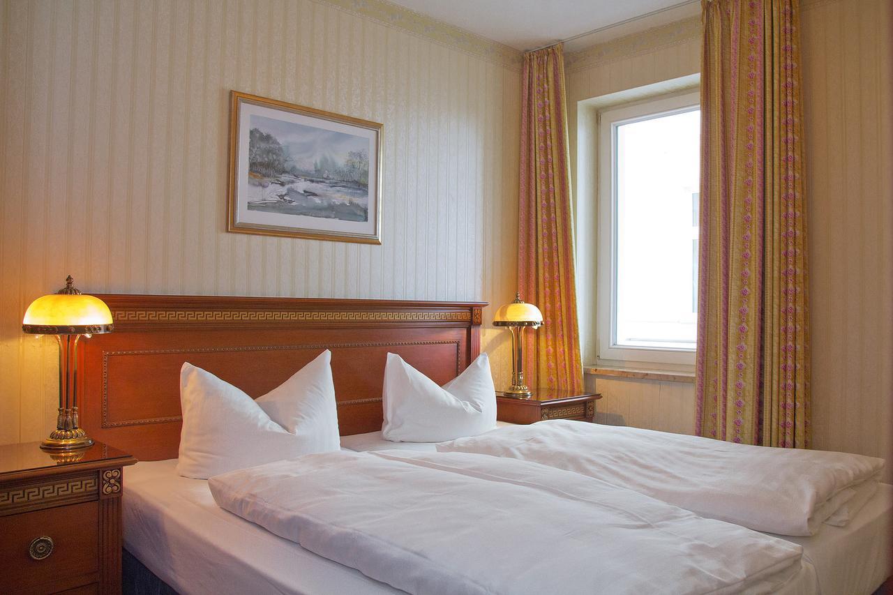Seetelhotel Ostseeresidenz Ahlbeck Heringsdorf  Bagian luar foto