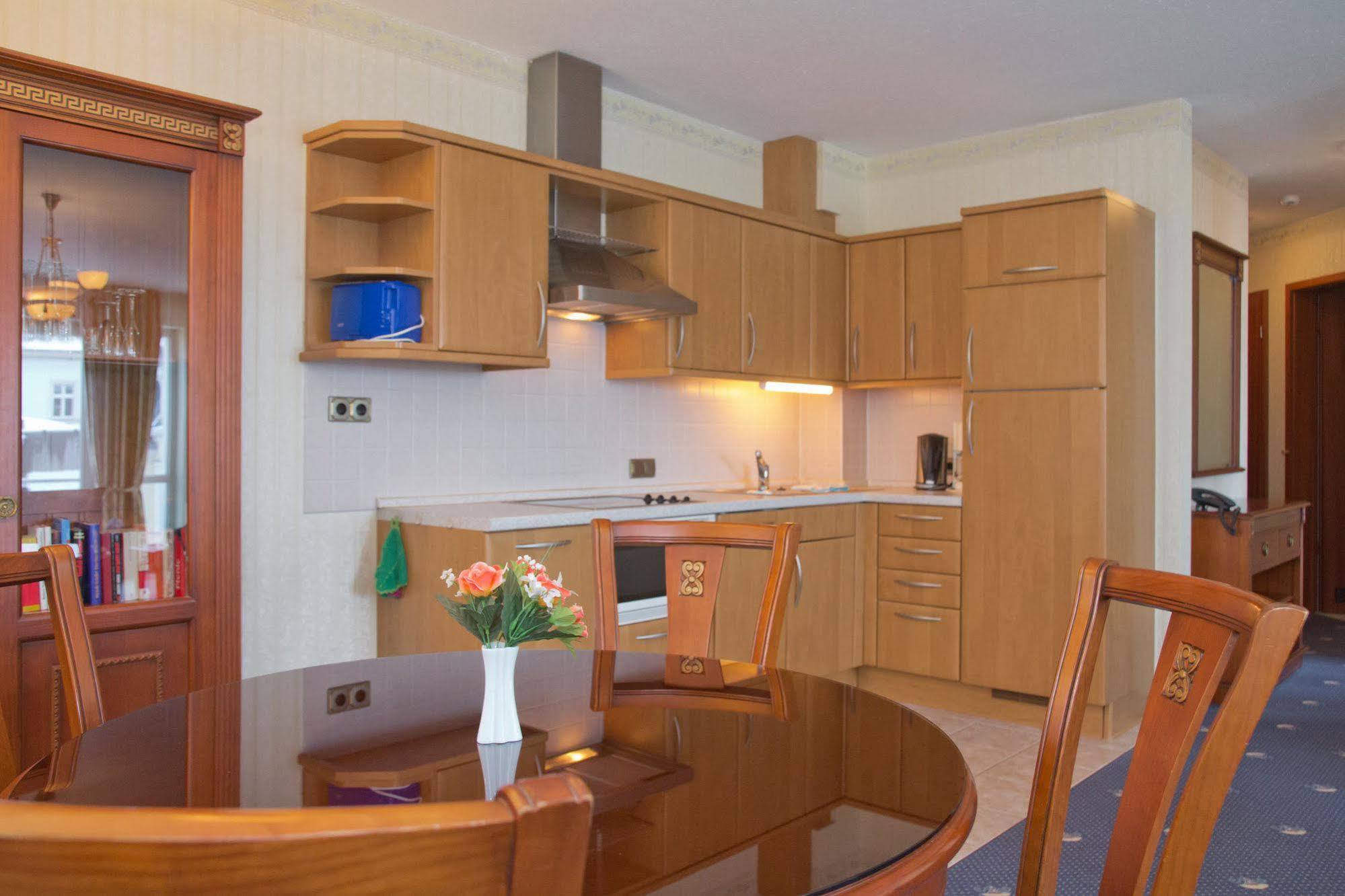 Seetelhotel Ostseeresidenz Ahlbeck Heringsdorf  Bagian luar foto